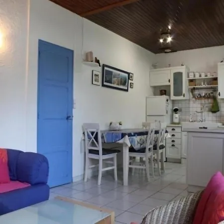 Charmante maison proche plage et forêt, parking, Wi-Fi - FR-1-246A-314 *